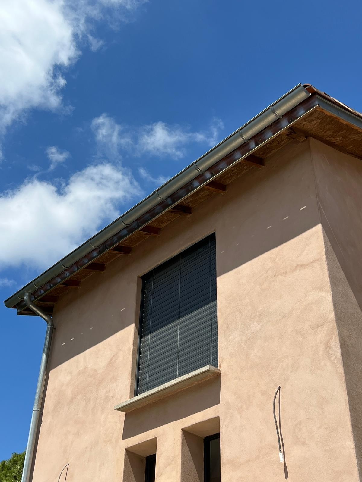 Pose de Gouttières en zinc