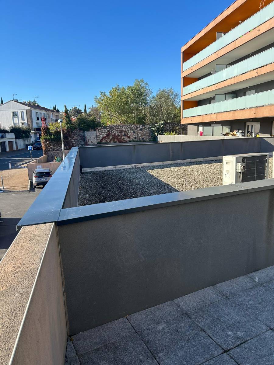 Pose de couvertines Acier thermolaqué sur Béziers