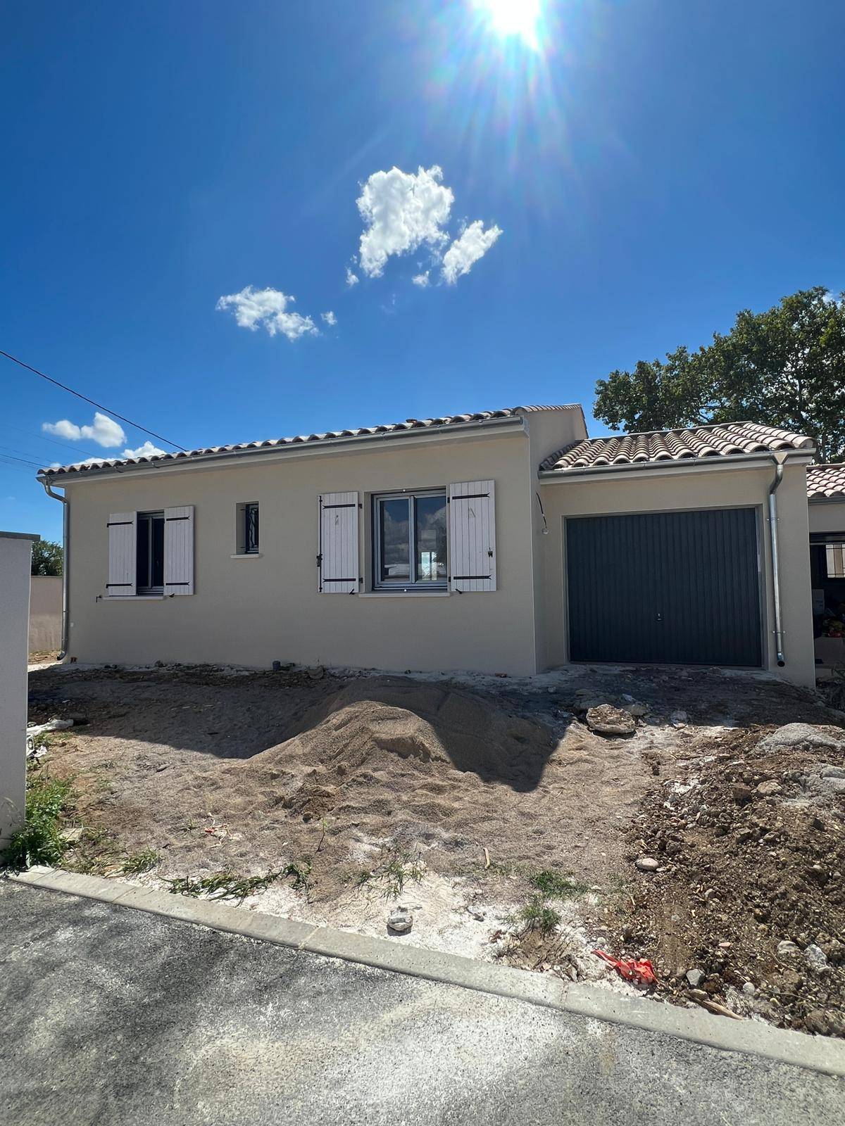 Installation de gouttières en Zinc sur la commune de Gignac près de Montpellier