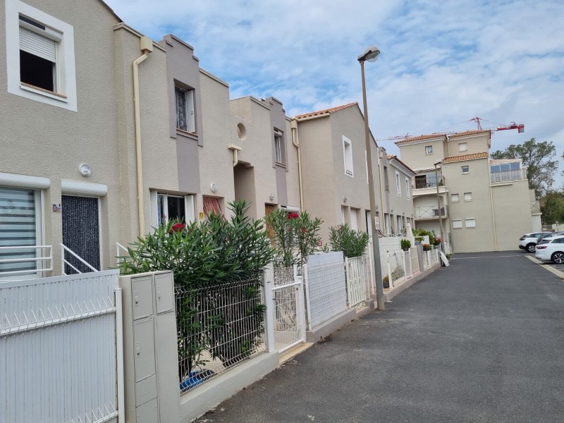 Pose de gouttières aluminium Corniche,  Valras-Plage 