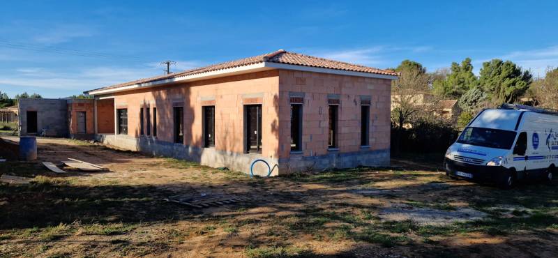 Réalisation d'un débord de toit sur la commune Montséret prêt de Narbonne