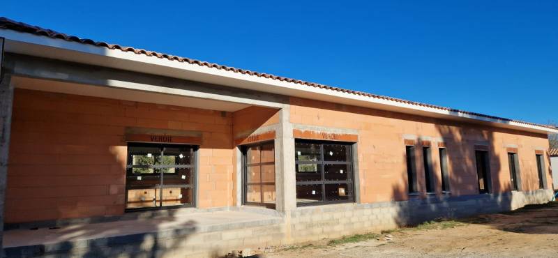 Réalisation d'un débord de toit sur la commune Montséret prêt de Narbonne