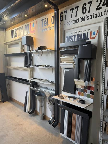 Fournisseur de gouttières aluminium et zinc Narbonne Distrialu