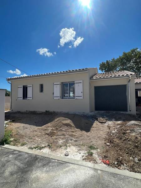 Installation de gouttières en Zinc sur la commune de Gignac près de Montpellier