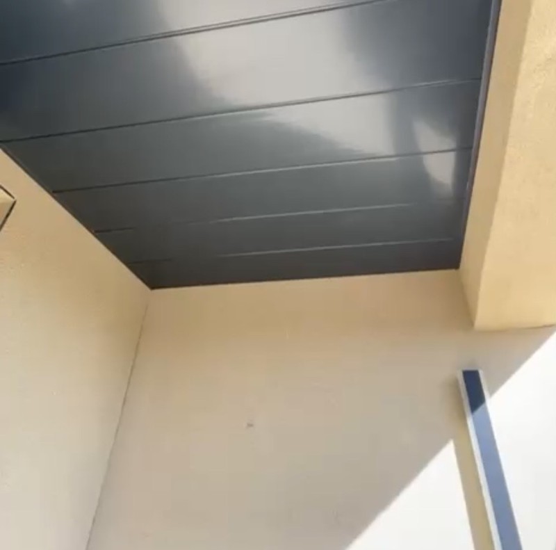 Pose de sous-face PVC MEP sur ossature bois , à Bessan