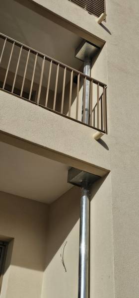 Pose de descentes en zinc : Résidence La Capitainerie à Beaucaire